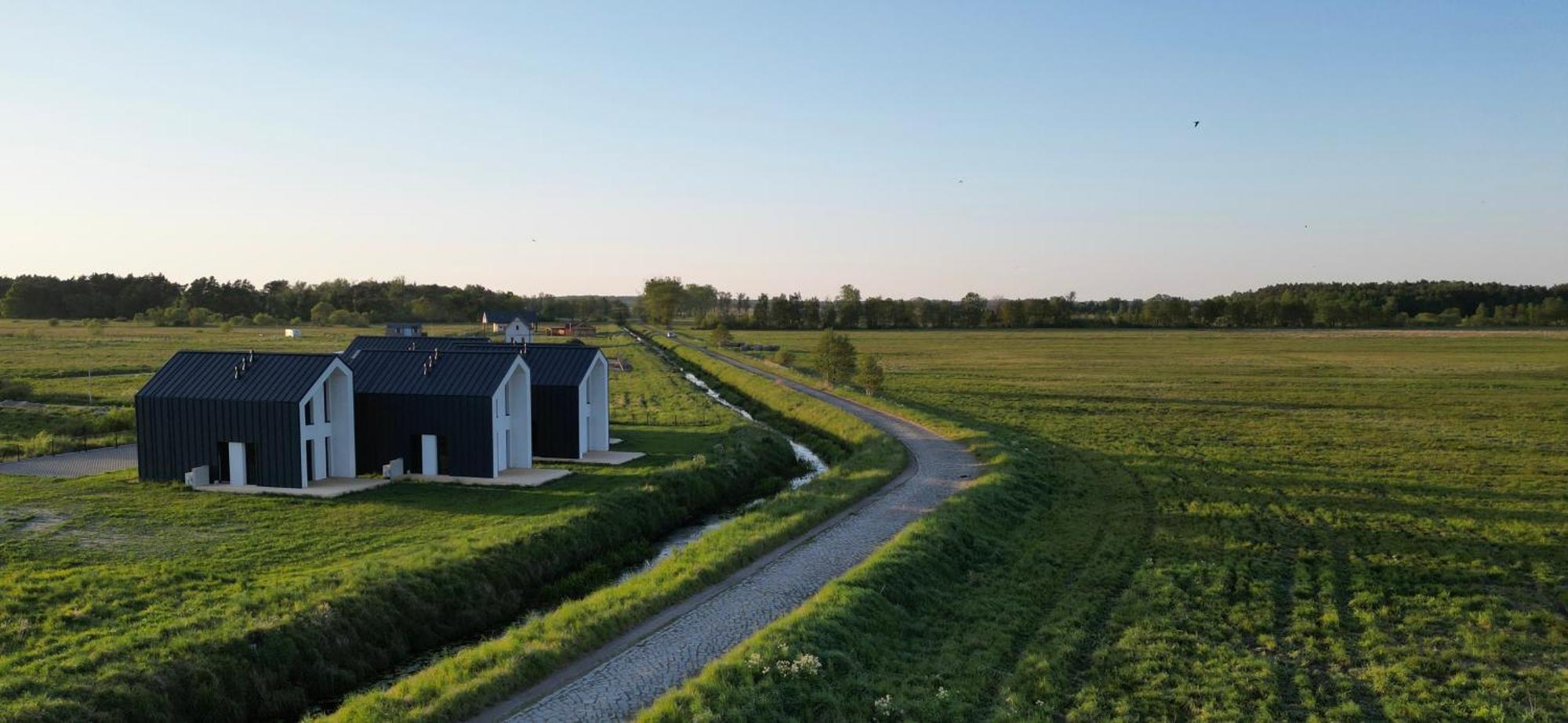 Slowinska Laka Lokciowe Exteriér fotografie